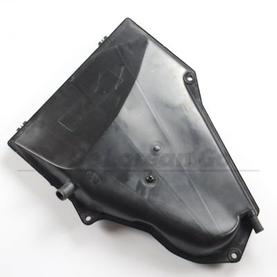 Upper Air Filter Housing with Extra Vacuum Port